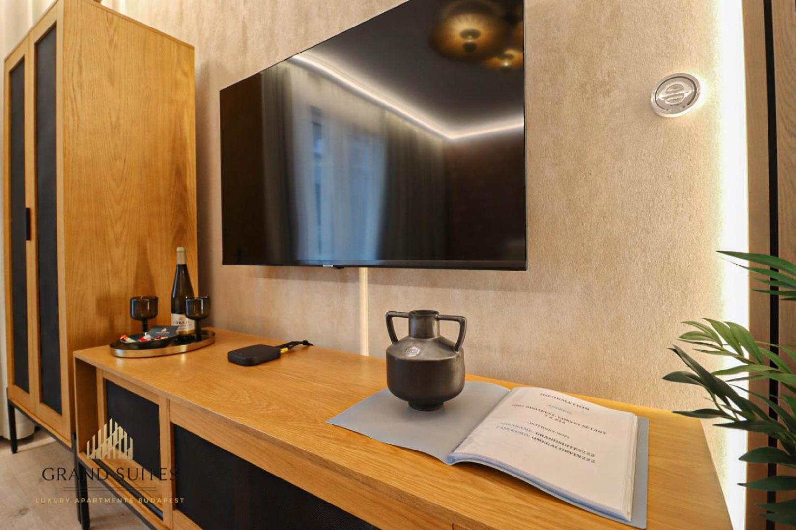 Grand Suites Promenade Budapest Exterior photo