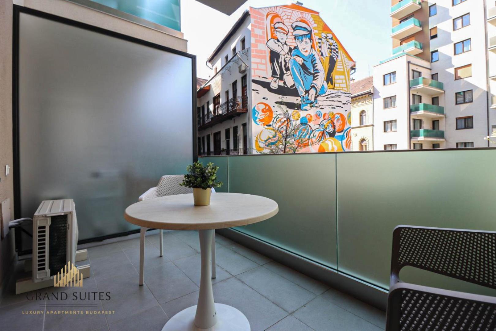 Grand Suites Promenade Budapest Exterior photo