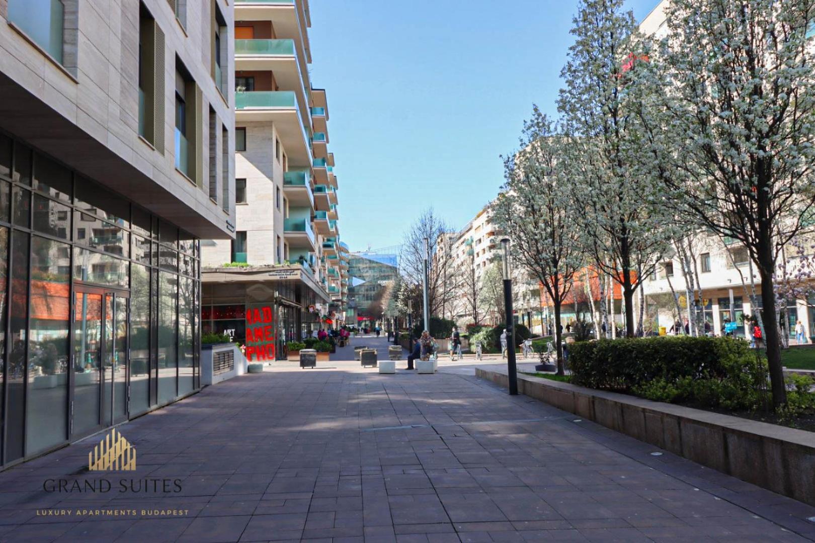 Grand Suites Promenade Budapest Exterior photo